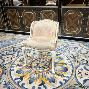 Tabouret de dressing français palais tissu européen tabouret de maquillage brodé néoclassique de luxe en bois massif - Product Image 2