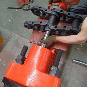 Presse à goupilles de chenille <span class=keywords><strong>hydraulique</strong></span> portable manuelle et électrique 220 volts - Product Image 1