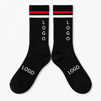 Chaussettes de sport personnalisées OEM respirantes en coton antidérapantes avec logo sur le dessous pour la course et l'entraînement