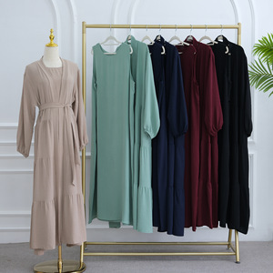 Ensemble Abaya 2 pièces en crêpe de qualité supérieure avec robe intérieure et ceinture vente en gros de vêtements islamiques pour le ramadan musulman Eid Abaya turque simple - Product Image 1