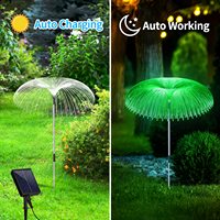 Vente en gros de lampes solaires en forme de méduse personnalisées, lumières à fibres optiques changeantes de couleur pour la décoration de jardins, allées et cours