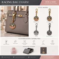 Porte-clés en métal personnalisé en or rose avec lettre, bord festonné et fermoir chaîne gourmette pour sac à main