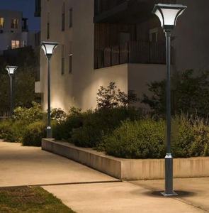 مصباح حديقة <span class=keywords><strong>LED</strong></span> يعمل بالطاقة الشمسية للاستخدام الخارجي IP65، هيكل من الحديد والأكريليك مقاوم للماء، تحكم عن بعد، درجة حرارة لون قابلة للتعديل، يعمل بالبطارية - Product Image 6