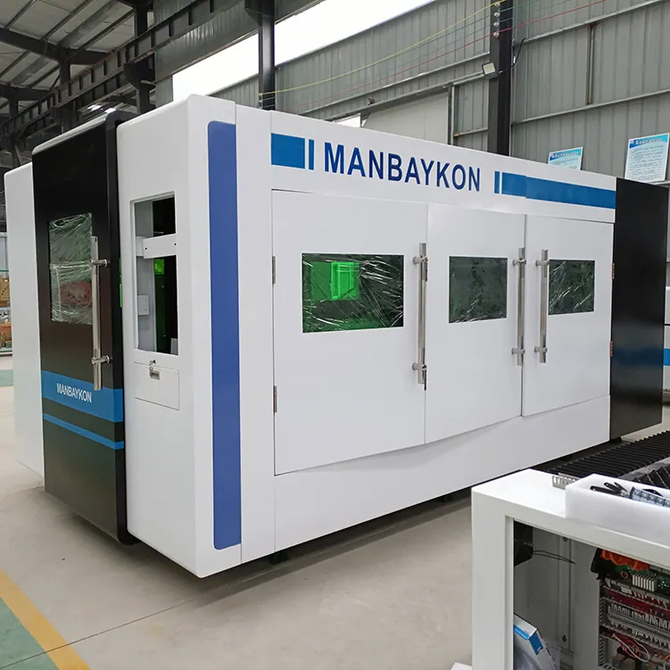 מיטה גדולה פלדה באיכות גבוהה סינית CNC פחמן MAX 1000/1500/2000w 3000 וואט 3015 מכונת חיתוך לייזר חותך לייזר מתכת