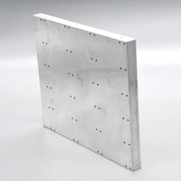 Plaque de refroidissement liquide en aluminium usinée CNC avec tubes en cuivre pour batterie de véhicule électrique et onduleur solaire