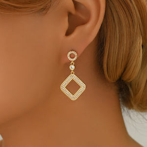 Pendientes colgantes de uñas de cobre rombo de moda minimalista para mujer con estilo con configuración de pavé de circón joyería de moda Pop - Product Image 2