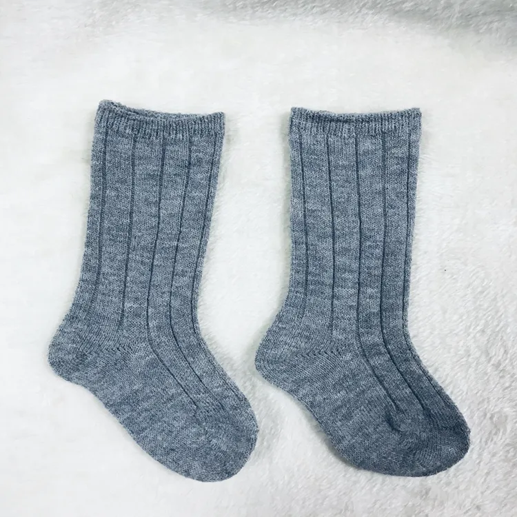 प्रीसेल गंधहीन आरामदायक शीतकालीन बेबी घुटने उच्च मेरिनो ऊन गर्म मोजे बेबी बूट मोजे