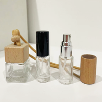 Flacon diffuseur carré pour voiture 10 ml en stock – Bouteille transparente avec bouchon à vis en bois personnalisé