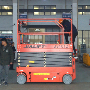 Plataforma Elevadora de Tijera Autopropulsada de Alta Calidad, 4-12m, Control Hidráulico, Capacidad de 1000kg, Certificación CE, Fácil de Usar - Product Image 2