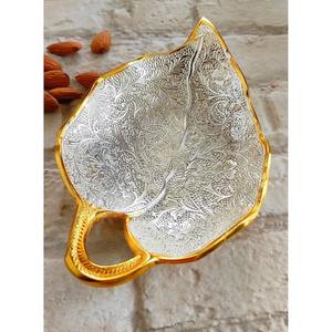 Plat de service moderne en feuille d'argent pour recevoir des invités, finition polie, design durable et idéal pour les dîners et les réceptions - Product Image 2