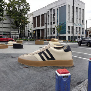 รองเท้าผ้าใบสเก็ตบอร์ดสีขาวสำหรับผู้ชายรุ่นปี 2025 สไตล์เรโทร ใส่สบาย ระบายอากาศได้ดี เหมาะสำหรับสตรีทแวร์ ฤดูใบไม้ร่วงและฤดูร้อน รองเท้าสั่งทำพิเศษ ขายดี - Product Image 2