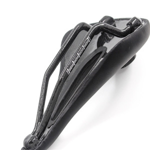 Sillín de <span class=keywords><strong>Bicicleta</strong></span> de Carretera y Montaña CG 143/155 mm, Totalmente de Fibra de Carbono, con Acolchado de EVA y <span class=keywords><strong>Asiento</strong></span> de Cuero - Product Image 5