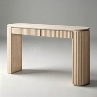Console en bois cannelé moderne pour entrée et couloir avec tiroirs