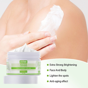 <span class=keywords><strong>Crème</strong></span> <span class=keywords><strong>Visage</strong></span> Éclaircissante et Hydratante à l'Acide Kojique Marque Blanche – Soin <span class=keywords><strong>Anti</strong></span>-Taches et Hydratant pour la Peau - Product Image 4