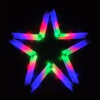 Lot de grandes bâtons lumineux en mousse LED, 3 effets clignotants, couleur personnalisable, fonctionne avec piles AA, durable, brille dans le noir, pour fêtes et événements.