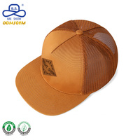 Gorra Trucker de Malla Transpirable de Perfil Alto con Visera Plana, Personalizable con Logotipo, Venta al por Mayor de Fábrica Profesional, para Uso Urbano Unisex