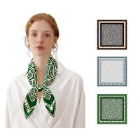 Op maat gemaakte zijden sjaal van 100% groene zijde satijn, vierkant, met aanpasbaar logo, luxe dames sjaal, cadeau voor dames