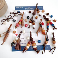 Breloques de chaussures perlées pour bottes Martin et baskets, clips de chaussures en cuir à pompons avec perles d'ambre, accessoires de chaussures bohèmes vintage