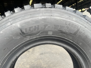 Neumáticos Neumáticos para Camiones y Autobuses LCH T-REX 11.00R20, Alta Capacidad de Carga, Neumáticos Radiales sin Cámara para Camiones de Servicio Pesado, Mejor Precio, Buena Calidad - Product Image 2