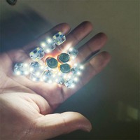 Mini LED blanche vibrante, lumière blanche de 3 secondes, se maintient allumée sans clignotement, s'allume à la collision