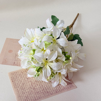 Bouquet de 9 lys en soie faits à la main - Fleurs artificielles à toucher naturel, antibactériennes et longue durée pour mariages et décoration intérieure