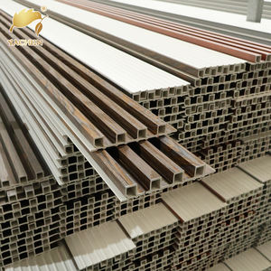 Revestimiento de madera Interior Plástico Compuesto Panel de cubierta <span class=keywords><strong>empotrada</strong></span> Revestimiento de vinilo Embellecedor de madera Revestimiento de madera 3D Revestimiento de madera y plástico - Product Image 1