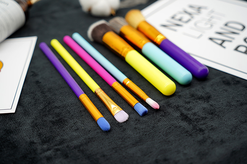 Wholesale High Quality Mini Single Face Glitter Individual Real Goat Hair Makeup Make Up Set Blended Blending Cosmetic Brush