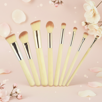 Pinceaux de maquillage Dongshen à poils synthétiques doux avec manche en bois pour anticernes et eye-liner, véganes, personnalisables avec logo, style estompeur