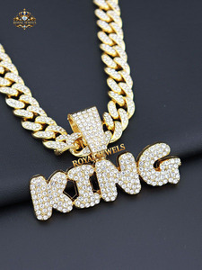 Collar con Colgante de Moissanita Atemporal con Brillo Deslumbrante y Diseño Sofisticado, Ideal para Regalos en Ocasiones Especiales - Product Image 4