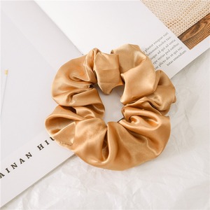 Ensemble de chouchous en satin de soie personnalisés <span class=keywords><strong>DLS</strong></span> avec logo, élastiques à cheveux brillants de luxe pour femmes et filles, vente en gros - Product Image 4