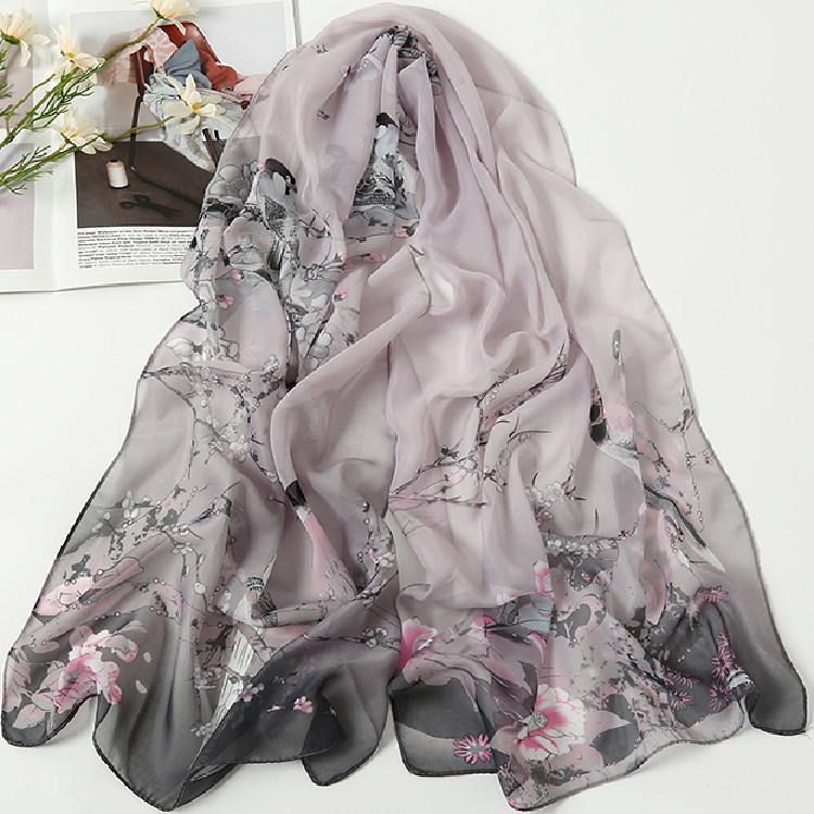 The Spring magpie is pinkish-black