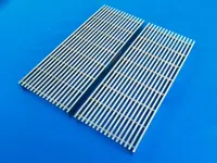 Le fabricant fournit des couvercles de drain en acier inoxydable galvanisé pour les piscines, les cuisines, les systèmes de drainage extérieurs