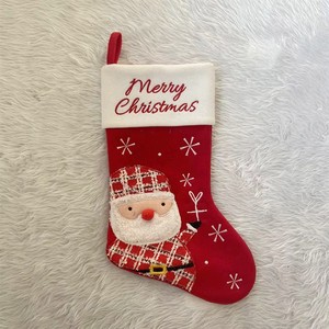 Calze di <span class=keywords><strong>Natale</strong></span> in Velluto Rosso da 18'' con Personaggi di Babbo <span class=keywords><strong>Natale</strong></span> e Pupazzo di Neve, Grandi Calze Decorative per <span class=keywords><strong>Natale</strong></span> - Product Image 3