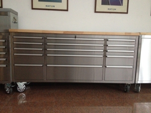 Armoire à outils mobile professionnelle multifonction en acier inoxydable pour mécanicien et jardinier, ensemble de boîtes à outils de 72 pouces, OEM - Product Image 4