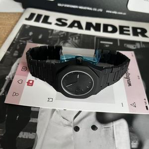 Op maat gemaakte logo horloge OEM plastic herenhorloge met Arabische cijfers, hoogwaardig herenhorloge waterdicht quartz - Product Image 6