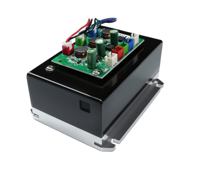 Fiber Coupled Laser LT-LS-RGB-10W RGB Laser Module with TTL Modulation for Show Laser  and Industrial Illumination