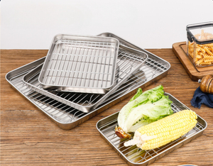 Plateau de cuisson en silicone réutilisable et écologique pour muffins et cupcakes, avec un design flexible pour un démoulage facile - Product Image 3