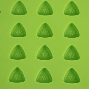 แผ่นรองอบมาการองซิลิโคนแบบมีรูขนาดใหญ่ ปลอดสาร BPA ทนความร้อน ไม่ติดกระทะ - Product Image 6