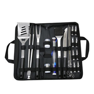 Ensemble d'outils de barbecue en acier inoxydable personnalisé avec ustensiles et accessoires pour barbecue au charbon de bois en plein air - Durable et portable - Product Image 3