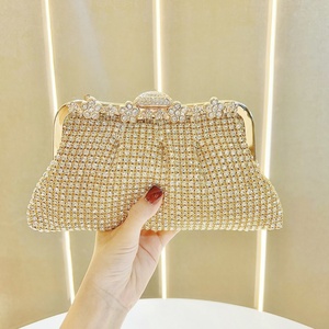 Borsa Clutch Scintillante da Donna, Borsa da Sera con Diamanti, Borsa a Tracolla con Catena, Borsa a Mezzaluna da Donna, Borsa Messenger con Strass per Matrimoni e Feste - Product Image 1