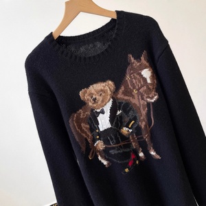 Pull en laine épaisse à manches longues avec broderie intarsia Ours d'hiver, style enfantin rajeunissant et confortable - Product Image 2