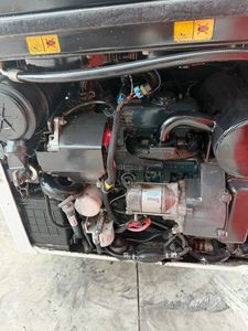 Chargeuse compacte Bobcat S70 d'occasion avec godet, performances stables pour travaux d'ingénierie - Product Image 6
