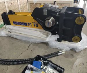 SOOSAN SQ70 <b>Hydraulic</b> <b>Breaker</b> with One-Year Warranty Main Body Equipment Featuring Standard Features - Product Image 6