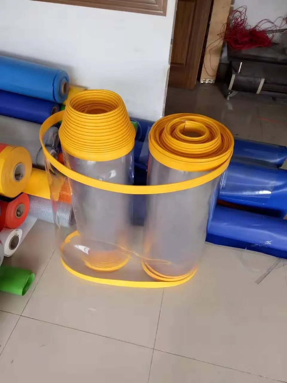 Yüksek hızlı PVC Roll up kapılar için kaynaklı PVC perde hızlı haddeleme kapılar PVC perde levhalar hızlı kapı parçaları Wuxi