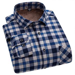 Camicia invernale da <span class=keywords><strong>uomo</strong></span> in <span class=keywords><strong>velluto</strong></span> a doppia faccia foderata in pile e calda camicia da <span class=keywords><strong>uomo</strong></span> di moda - Product Image 4