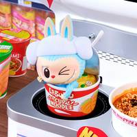 Figurines d'action originales Popmart Labubu les monstres Wacky Mart Poupées personnalisées Lovely Trendy Toys Surprise Mystery Blind Boxes