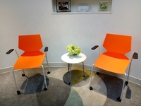 Table basse en métal et bois pour hôpital, appartement, bar domestique - Durable, facile à assembler, mobilier contemporain pour salon
