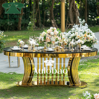 Forme ovale sirène pied de table en verre table de mariage en or pour restaurant