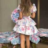 Robe Courte Femme à Imprimé Floral, Col en V, Manches Bouffantes, Taille Froncée, Ourlet à Volants Étages – Idéale pour Soirées Estivales et Rendez-vous Galants – Livraison Rapide