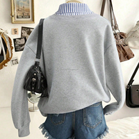 Sweat-shirt deux pièces personnalisé OEM pour femme, pull à rayures et patchwork, col superposé, ourlet surdimensionné, gris, avec capuche